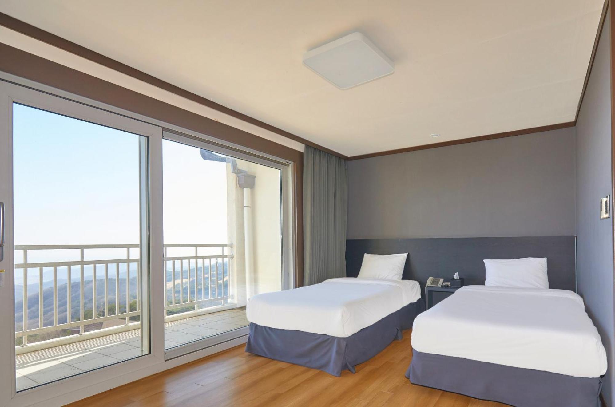 Gyeongju Mauna Ocean Resort Екстериор снимка